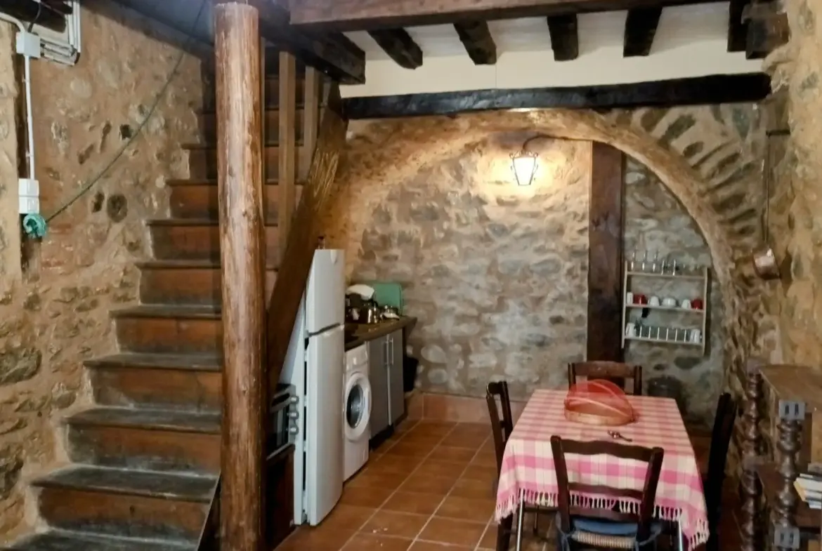 Maison et appartement à vendre à Prats-De-Mollo-La-Preste 