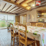 Maison spacieuse à vendre à Saint-Bénigne avec jardin et terrasses