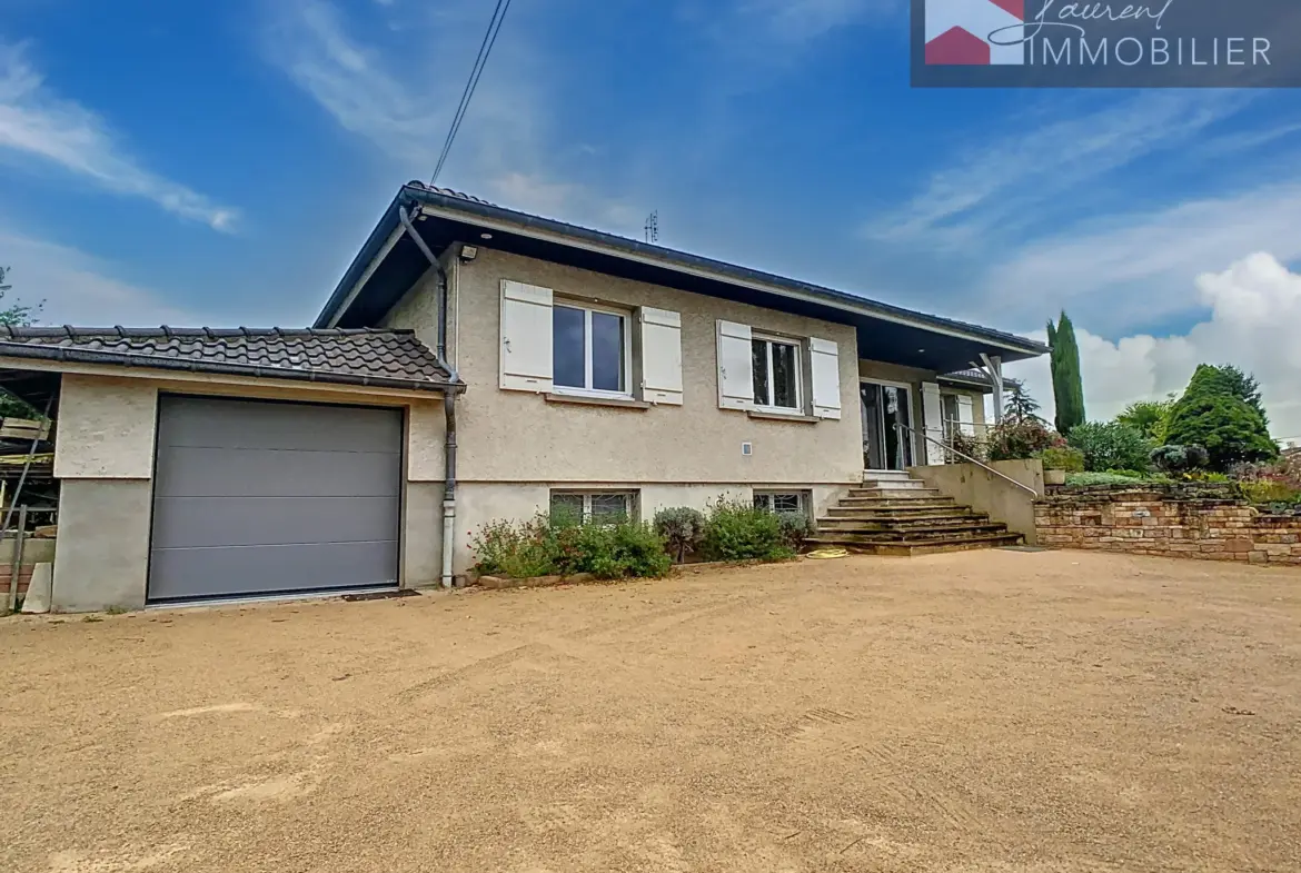 À vendre : Grande maison familiale à Saint-Bénigne 