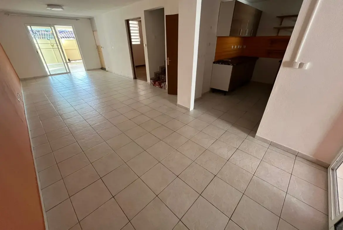 Maison T5 Jumelée à Vendre à Chatenay, Cayenne 