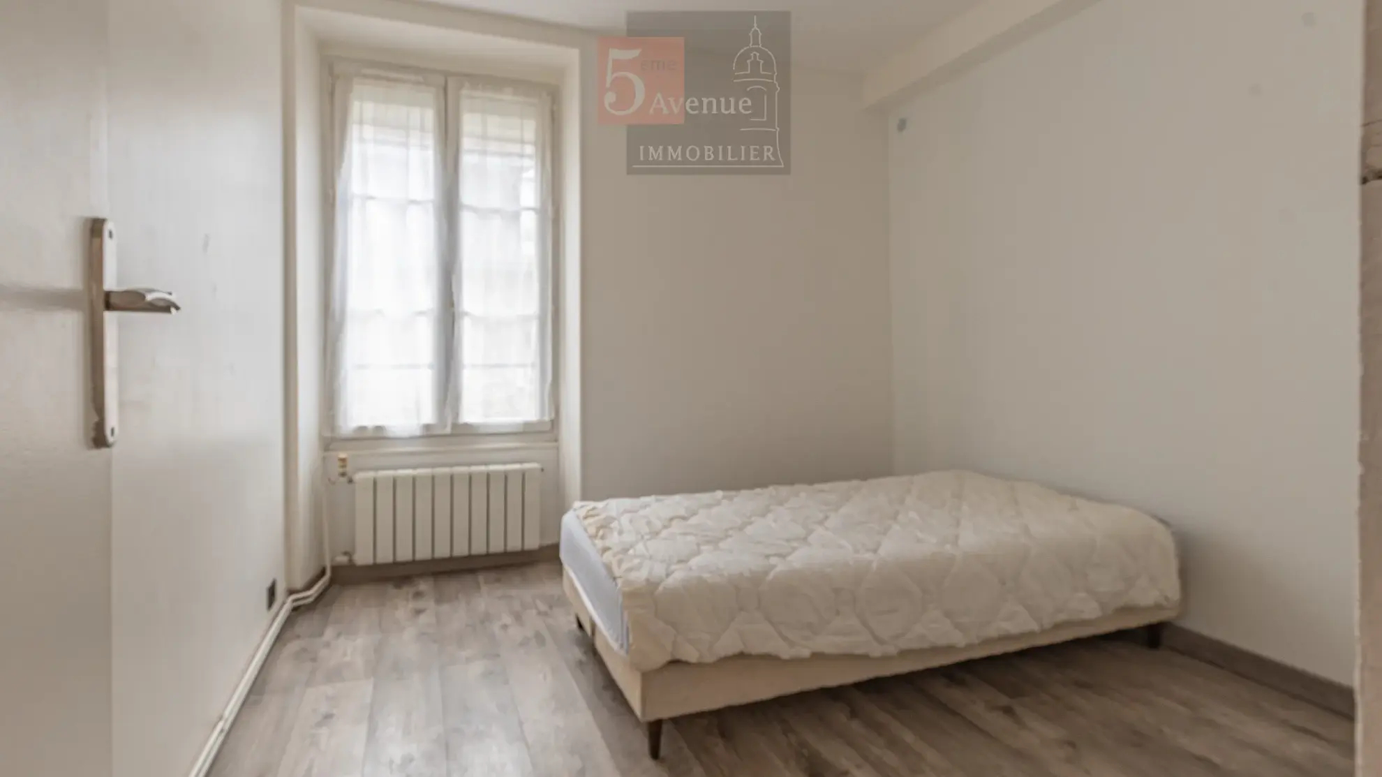 À vendre : Appartement 45 m² avec cour et parking à Vineuil St Firmin 