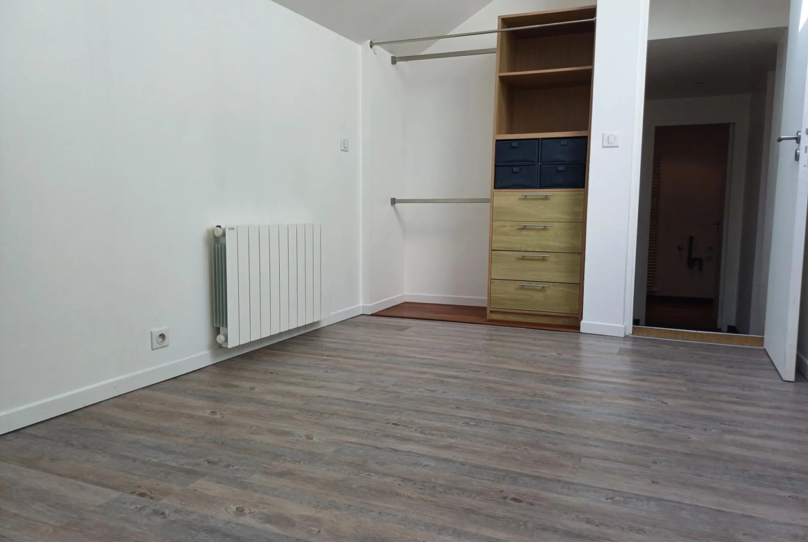 À vendre : Duplex à Gallardon, 165 000 € 