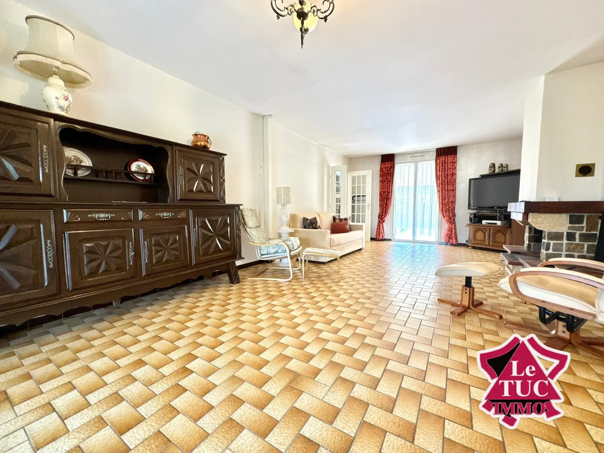 Maison à vendre à Penne d'Agenais - 4 chambres et jardin 