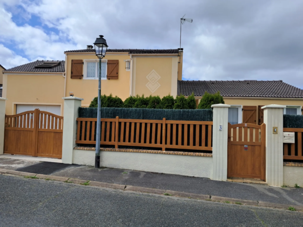 À vendre : Maison indépendante en viager occupé à Lesigny, 135 m²