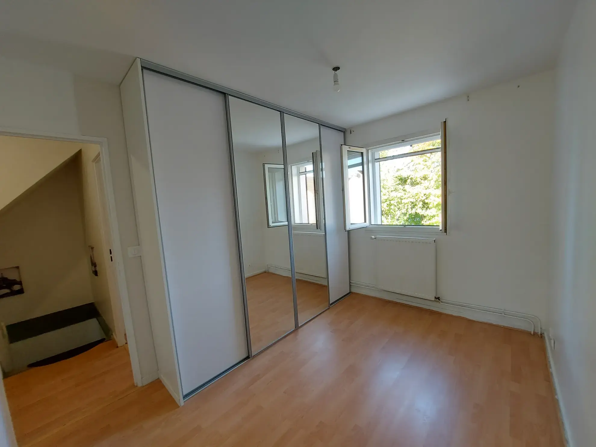 Vente Maison à Mantes-La-Jolie - 4 Chambres avec Jardin 