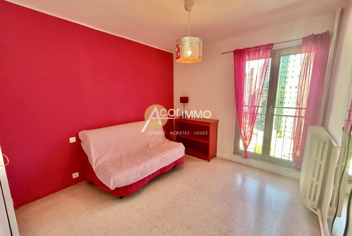 Appartement T5 avec balcon et ascenseur à Toulon - Aiguillon 