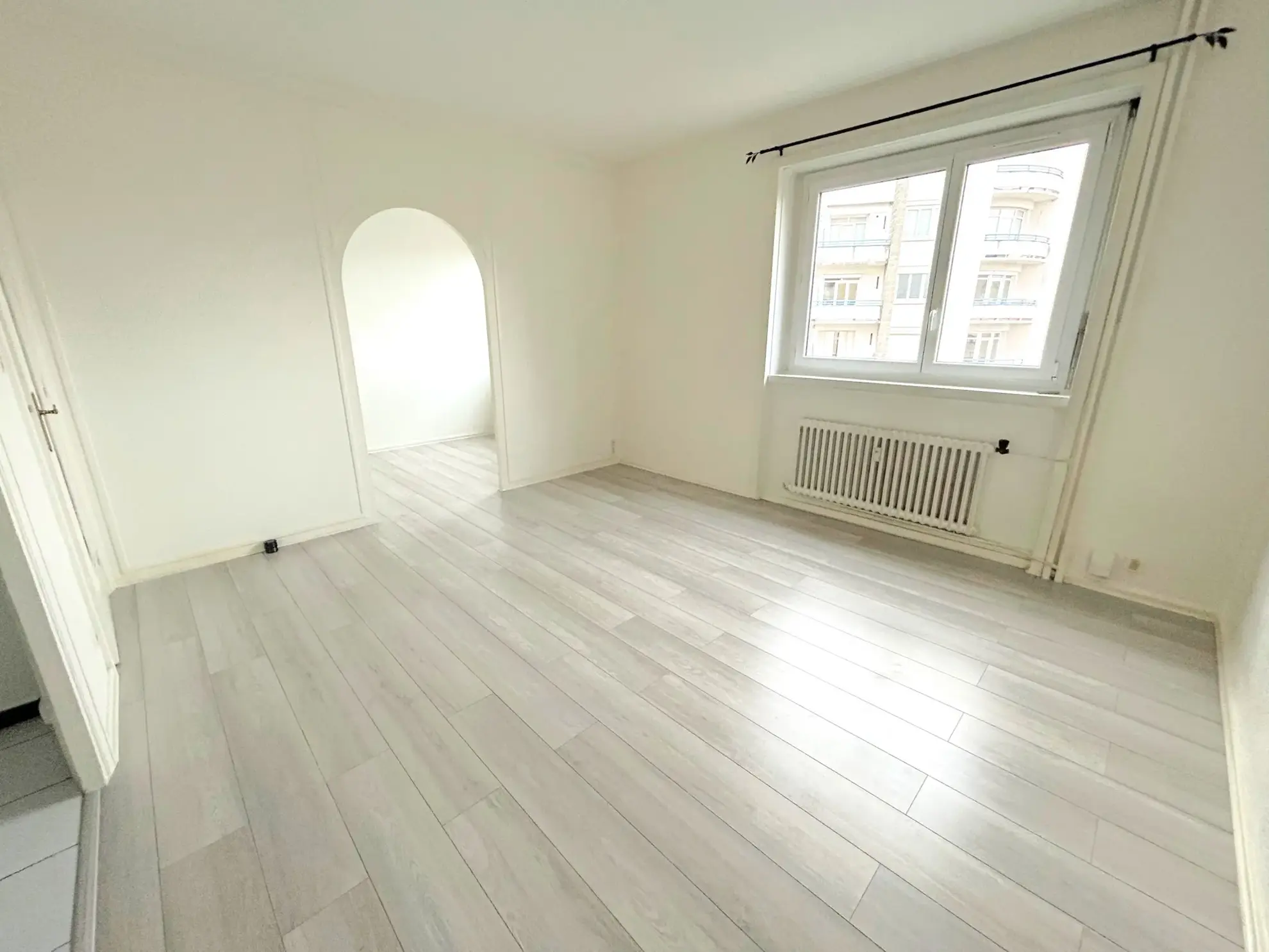 Appartement F2 à vendre à Saint-Étienne avec garage et cave 