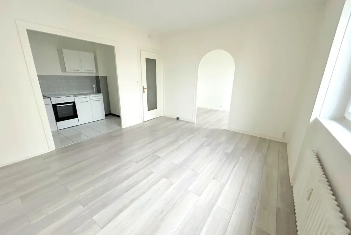 Appartement F2 à vendre à Saint-Étienne avec garage et cave 