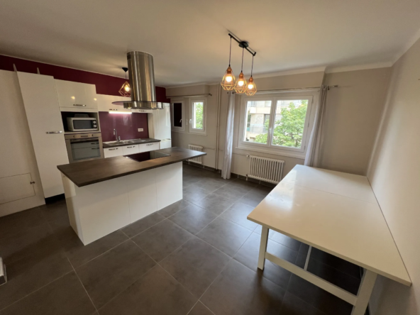 Appartement T3 à vendre à Annemasse - 73 m² rénové