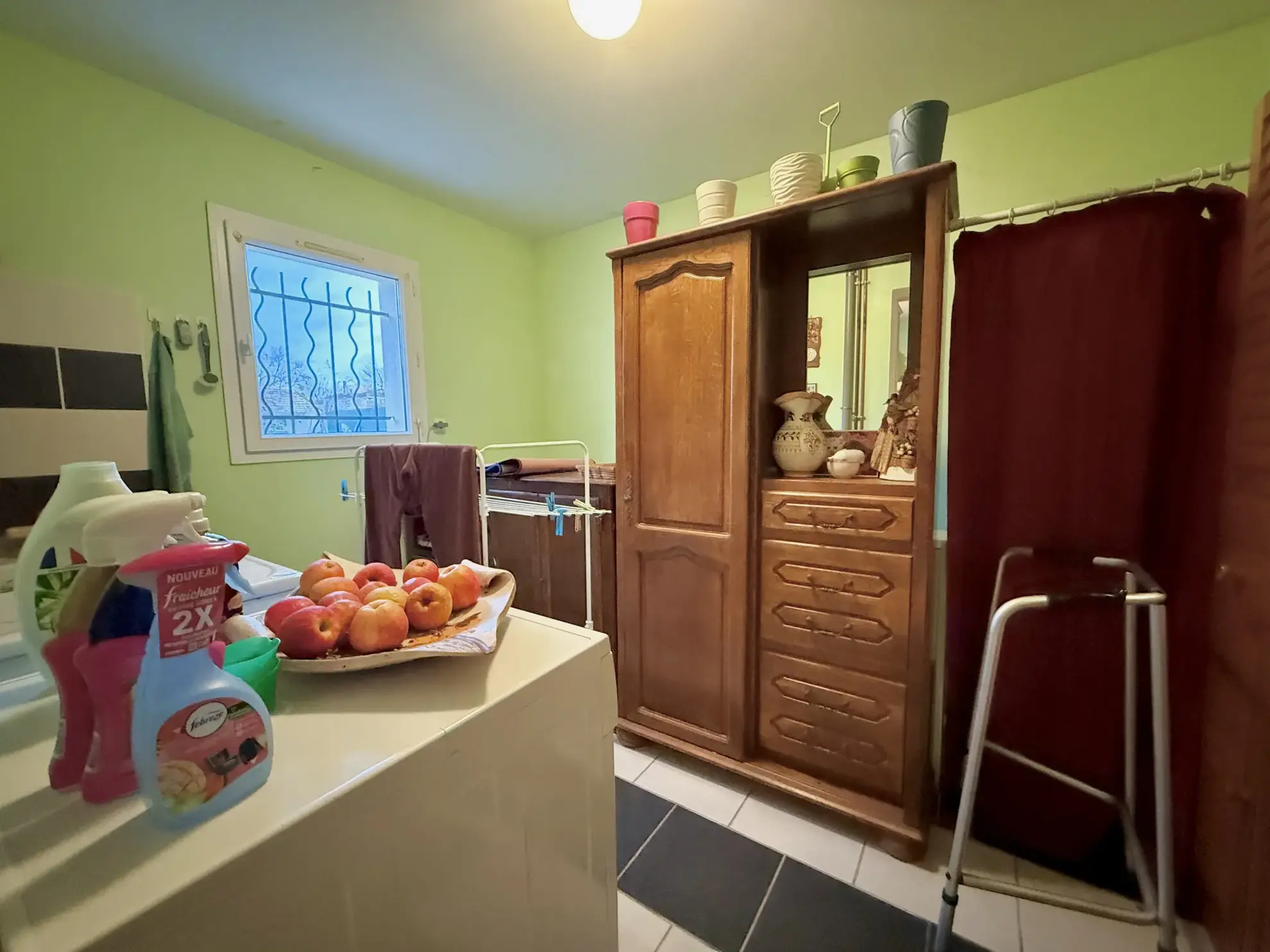 Charmante Maison avec 3 Chambres à Vierzon 