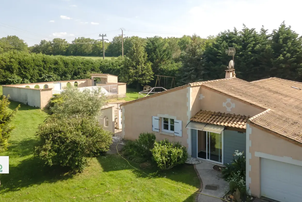 Maison COUP DE CŒUR à Château-Guibert - 5 chambres et piscine ! 