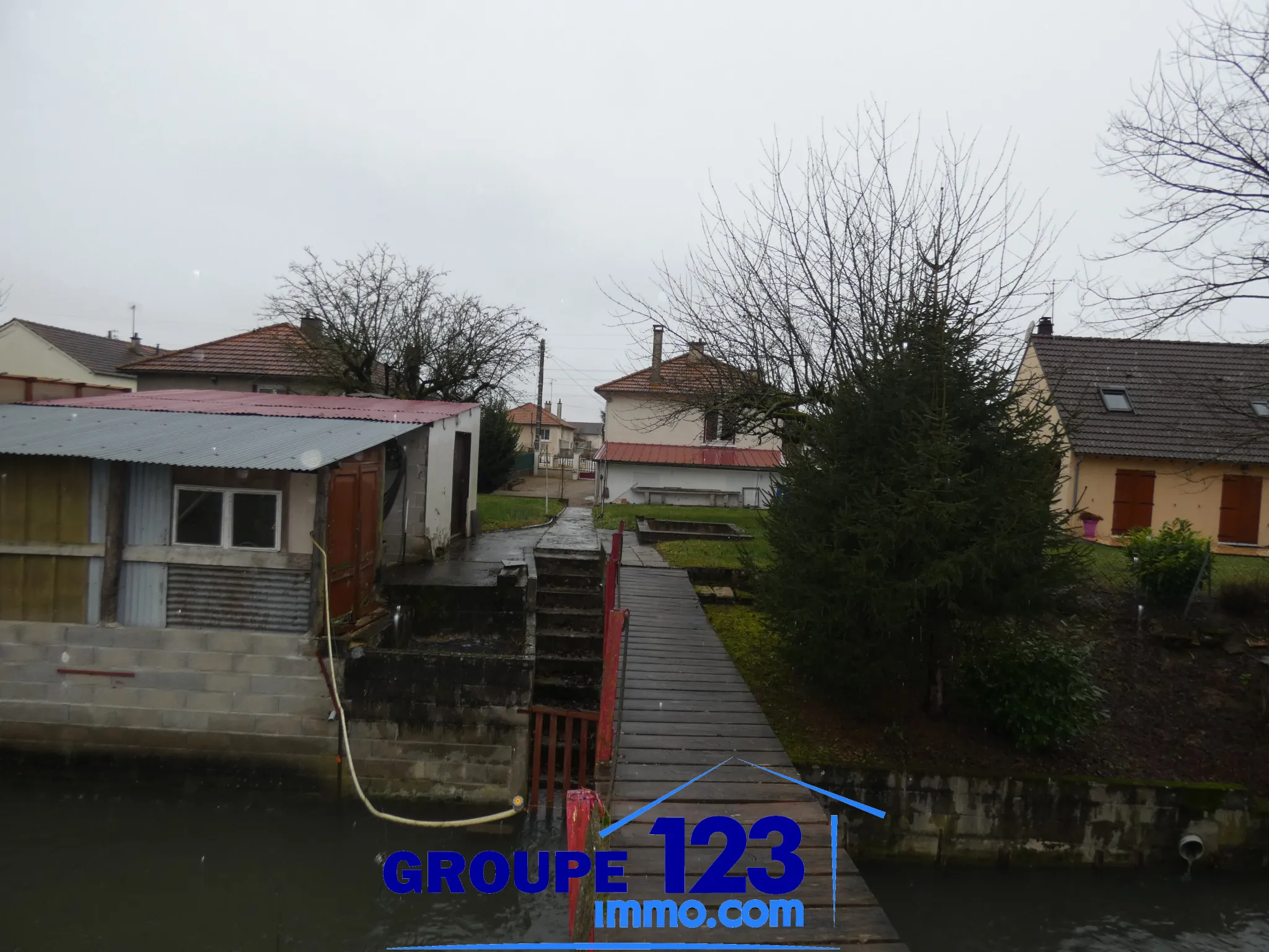 Maison 3 chambres à Migennes avec vaste terrain 