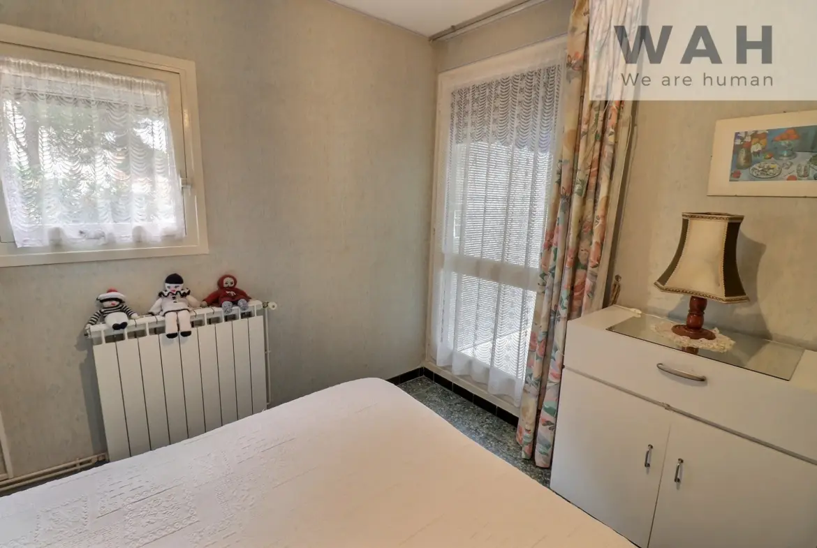 Appartement trois pièces 58.35 m² avec parking - 30240 Le Grau du Roi 