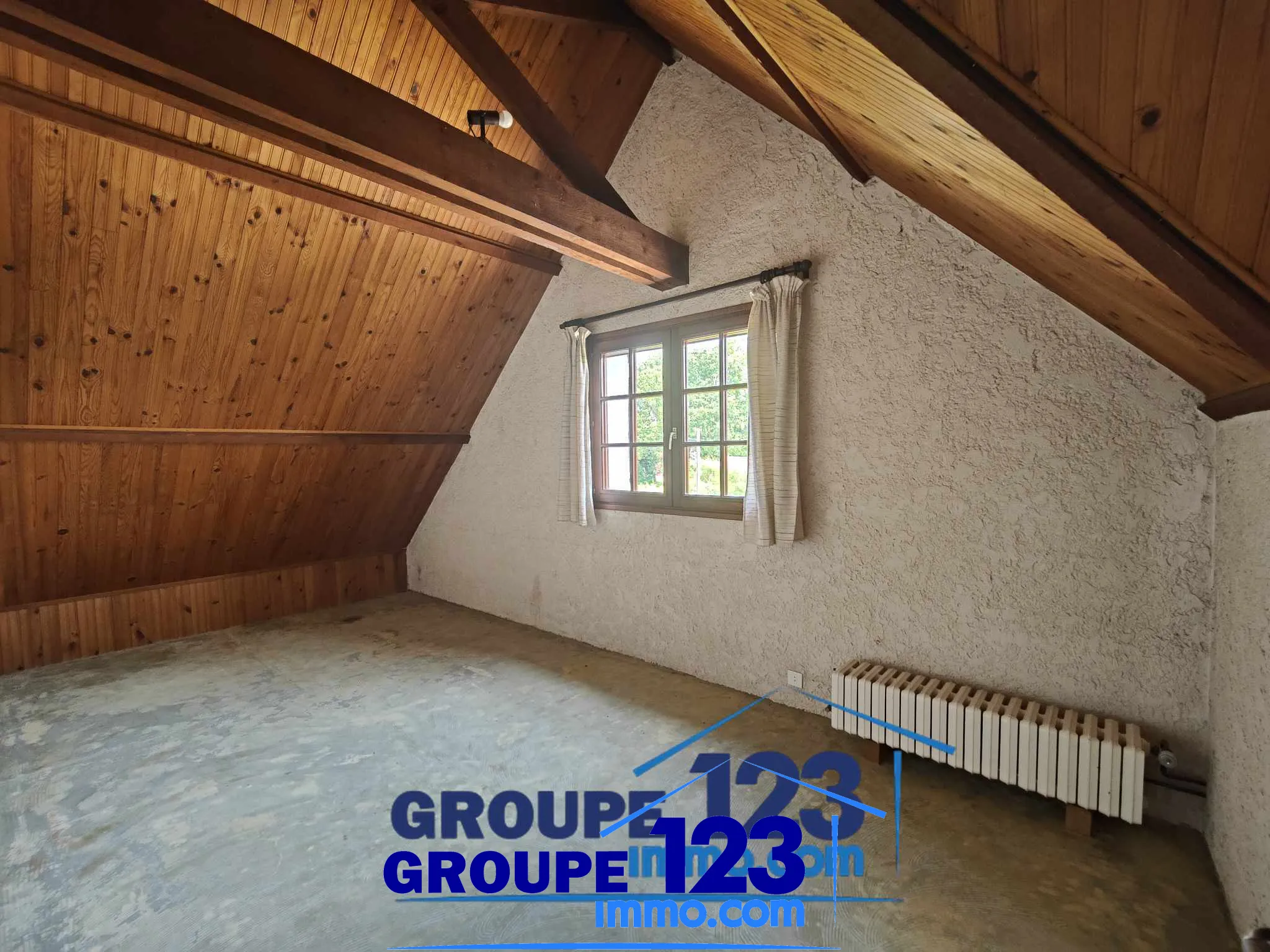 Maison spacieuse de 180 m² à Laduz avec 5 chambres et jardin 