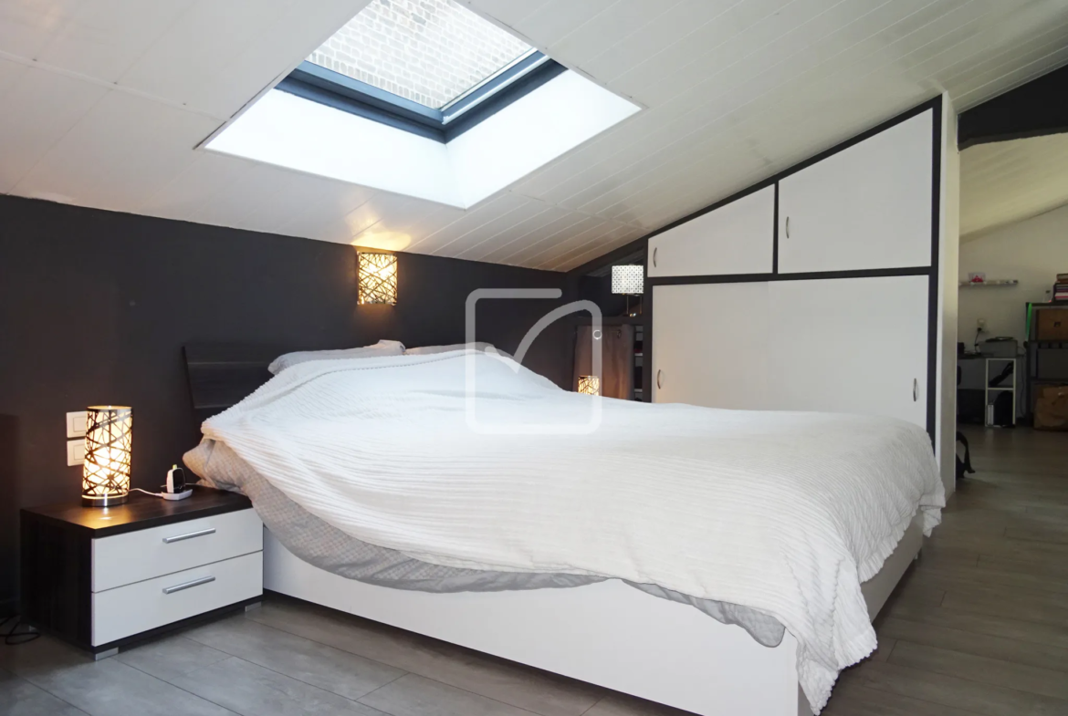 Loft moderne de 126 m² avec 3 chambres à Lys-les-Lannoy 