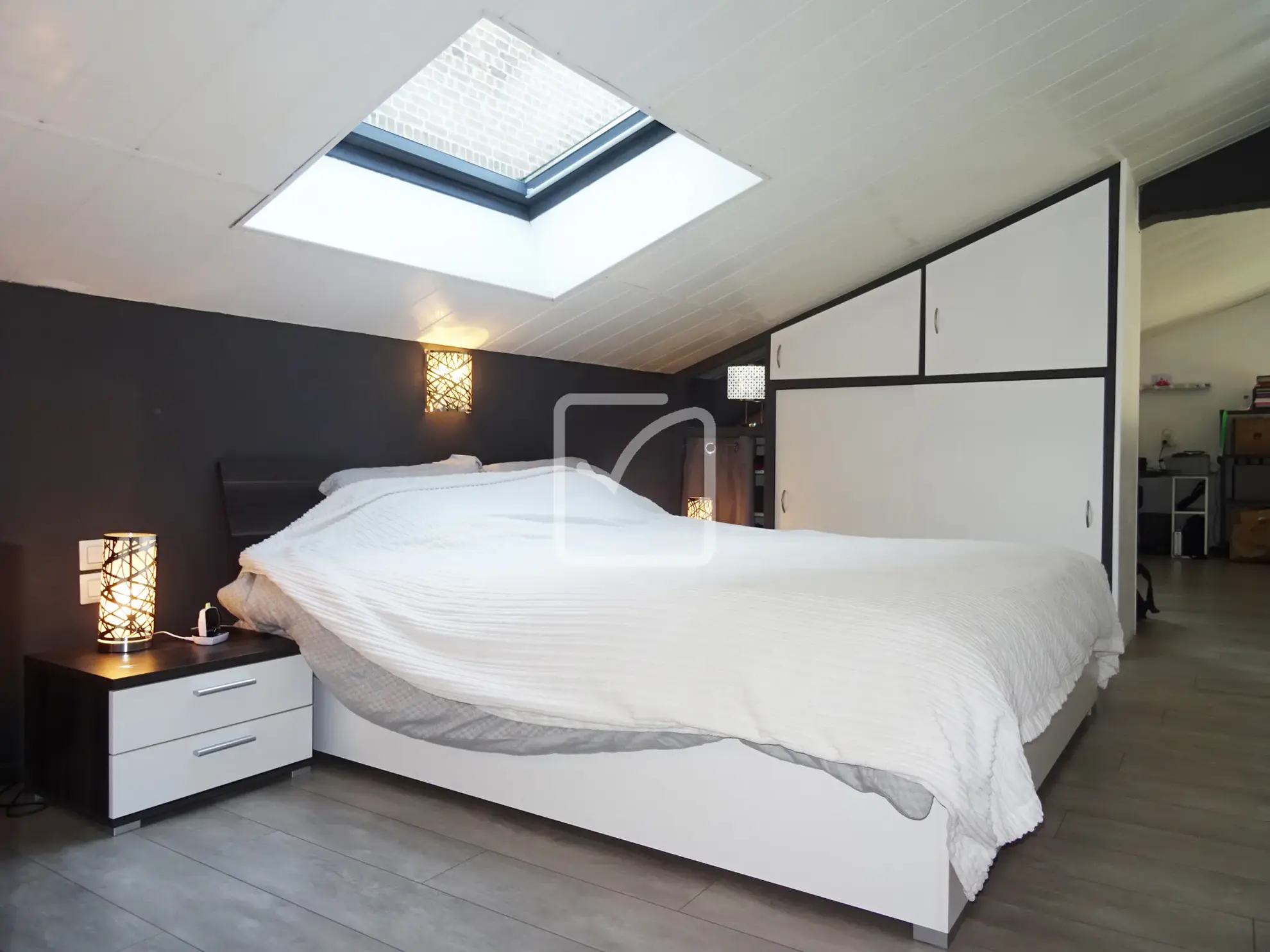 Loft moderne de 126 m² avec 3 chambres à Lys-les-Lannoy 