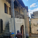 Maison de village à rénover avec jardin à Donzenac