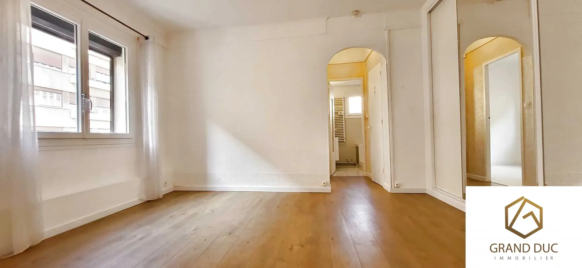 À vendre : Appartement de 52 m², 2 pièces, Rue Caisserie - Marseille 