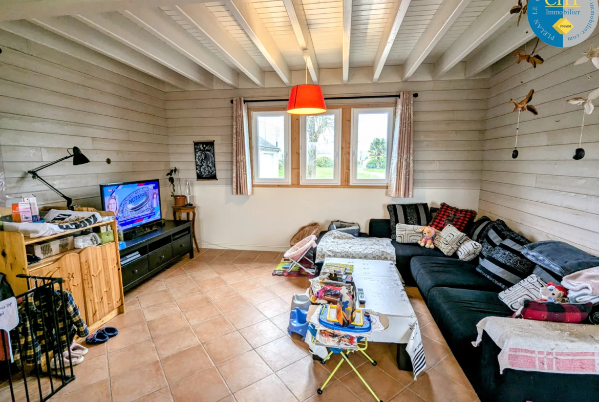 Maison en bois récente à Porcaro avec 4 chambres et grand terrain 