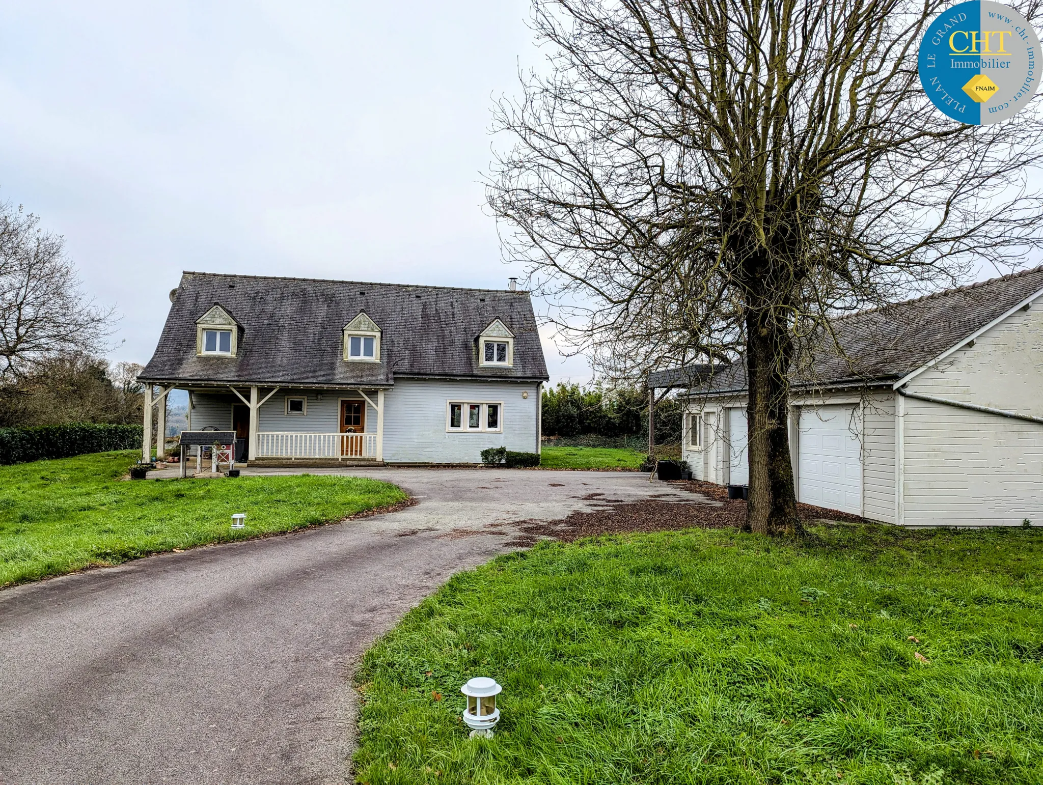 Maison en bois récente à Porcaro avec 4 chambres et grand terrain 