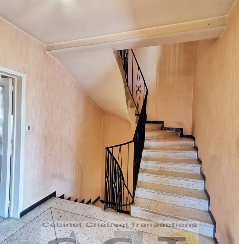 À vendre : Maison de ville à rénover à Clermont-Ferrand 