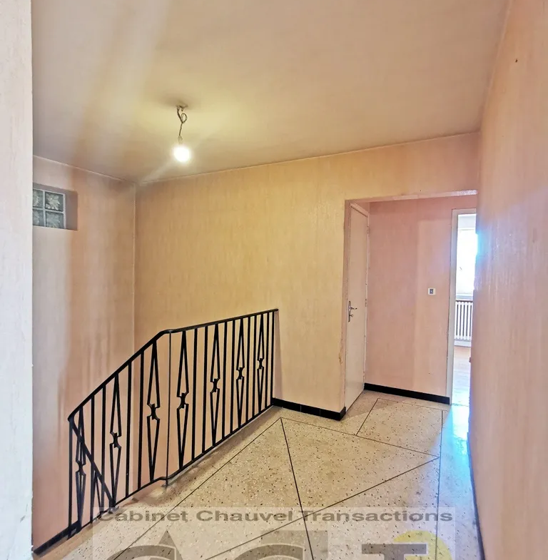 À vendre : Maison de ville à rénover à Clermont-Ferrand 