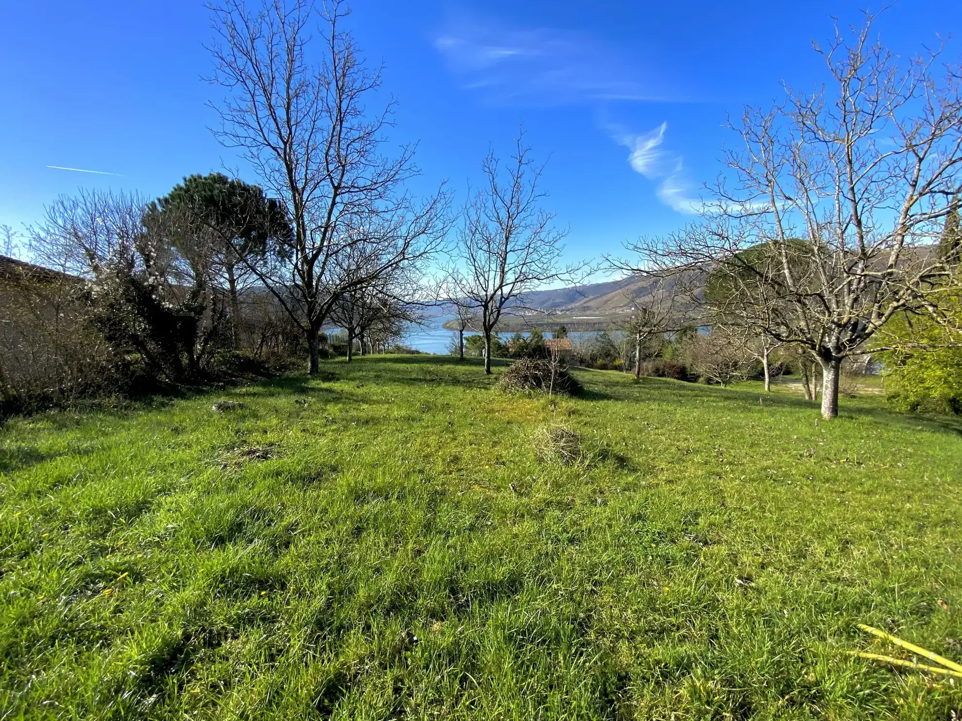 Terrain constructible de 970 m² avec vue sur le Rhône proche de Saint-Vallier 