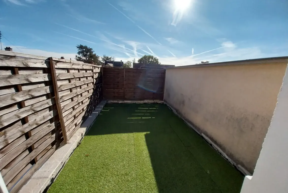 Maison à vendre dans le quartier Hôpital à Périgueux - 5 chambres avec jardin et garage 