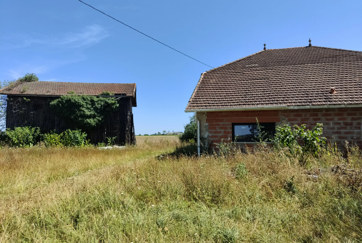 Maison en Pierre à Rénover à 10 Minutes de Langon 