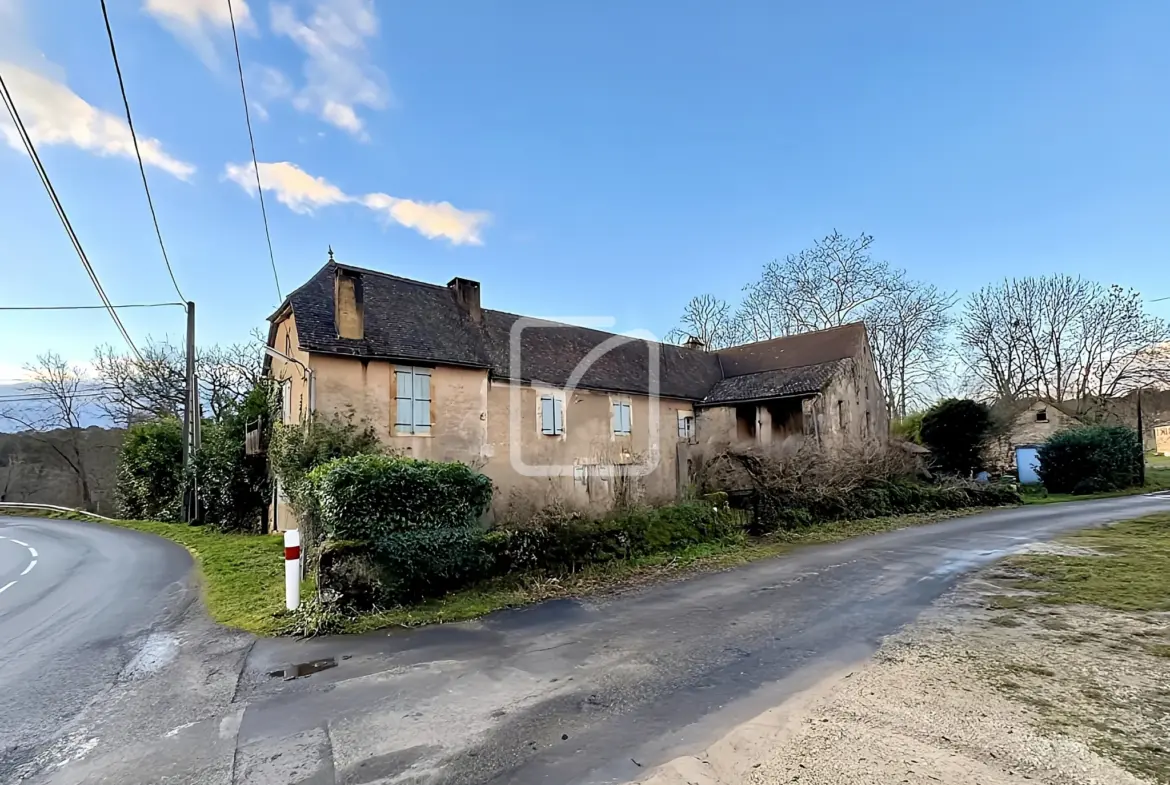 Ensemble immobilier avec Longère de 1850 à Montcléra 