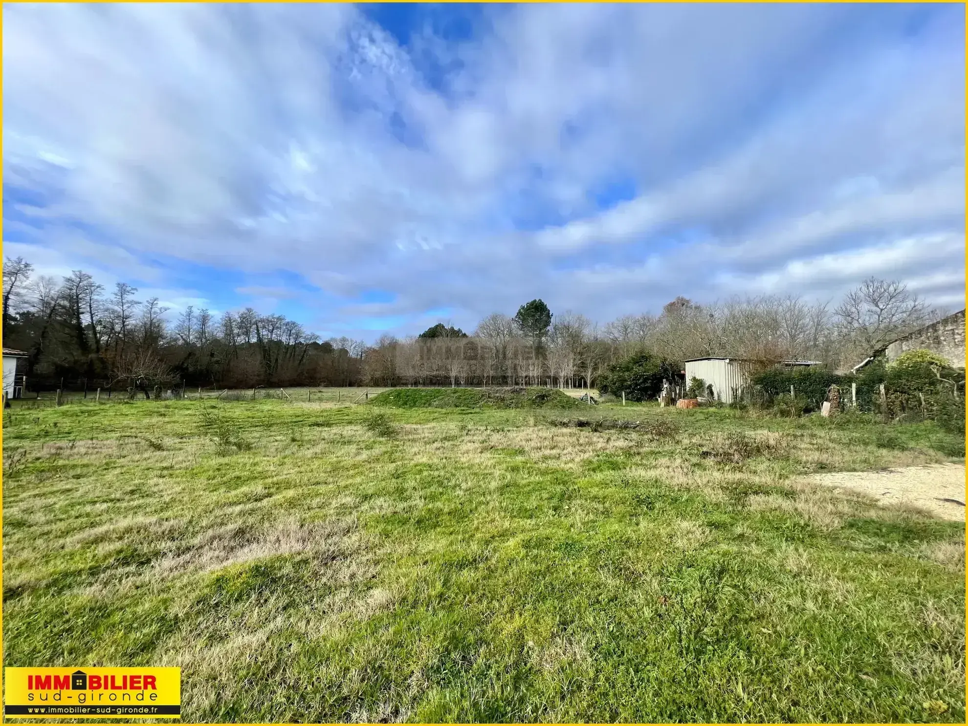 Magnifique Terrain à Bâtir avec Vue sur Prairie à Landiras 