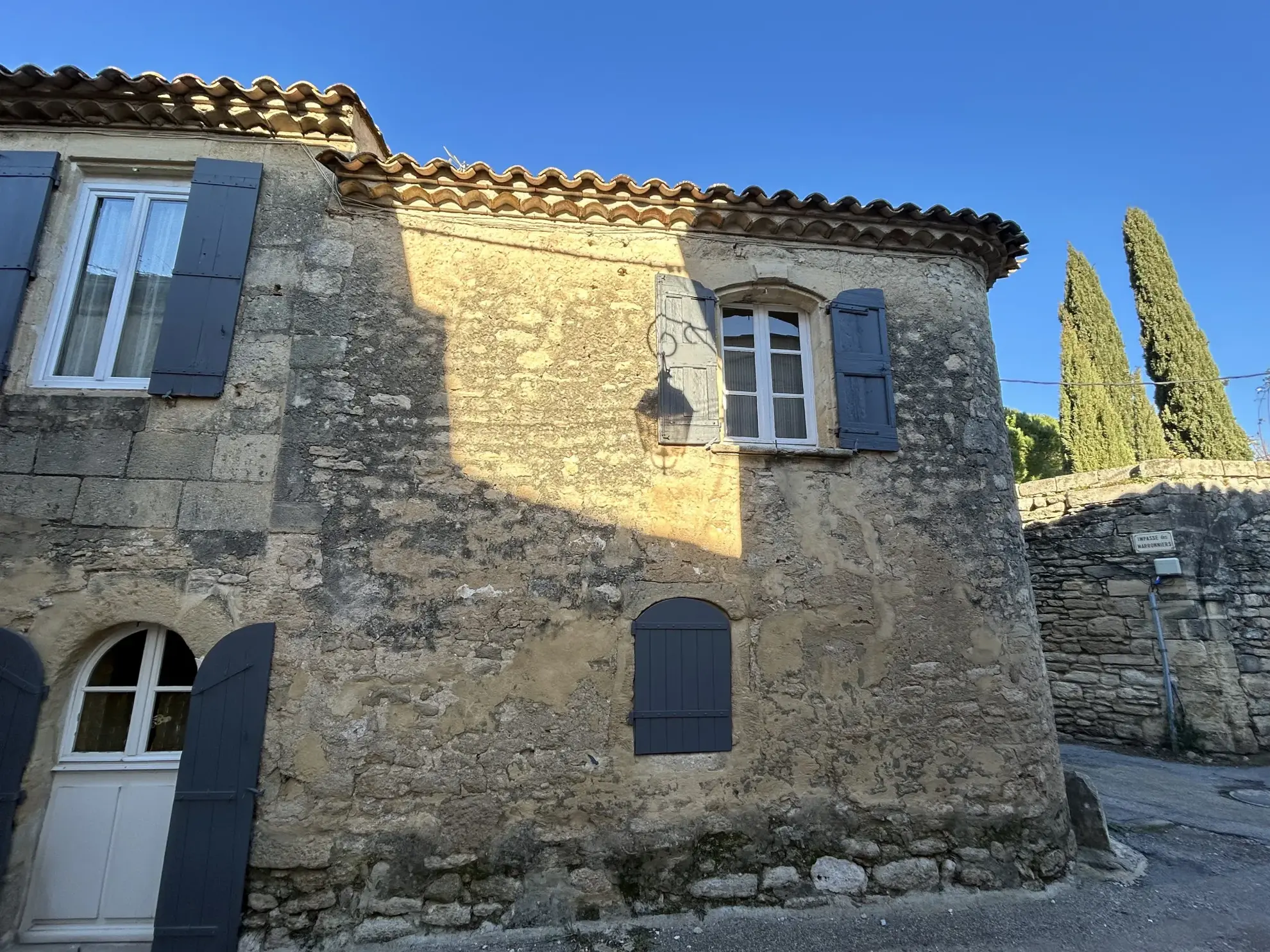 Charmante maison à vendre à Villevieille - 173000 € 