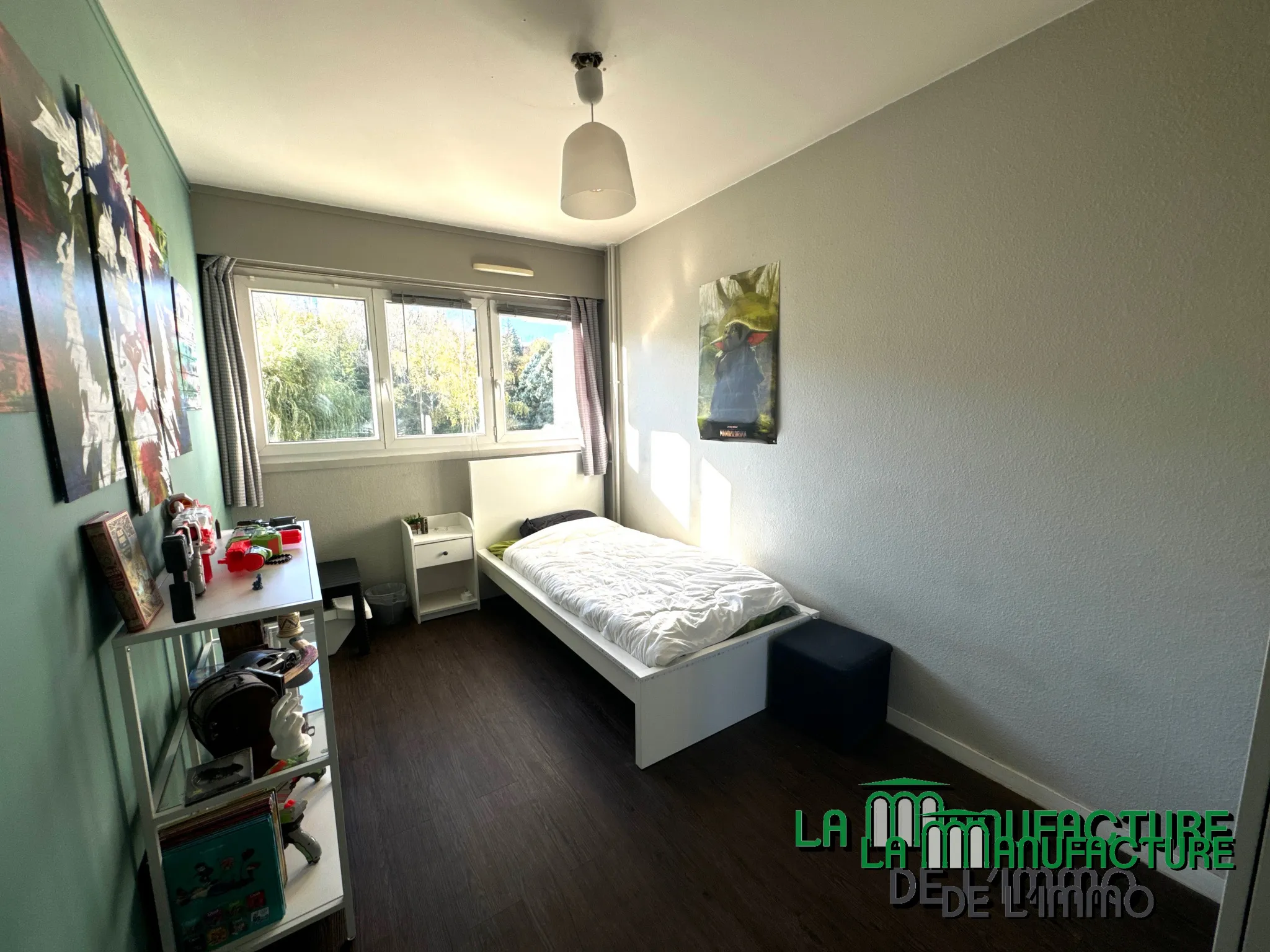 Appartement T4 lumineux avec balcon, cave et parking à Saint-Étienne 