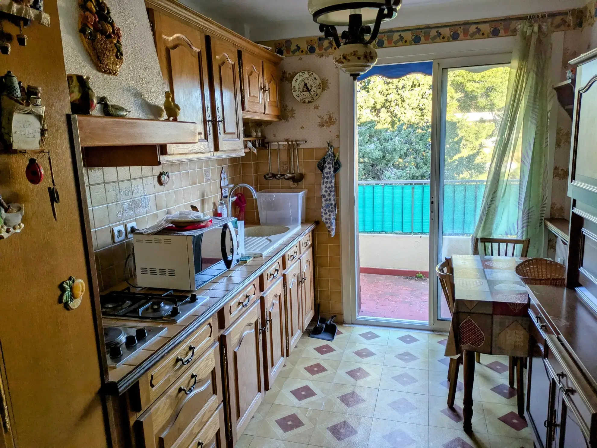 Appartement T4 81m² avec terrasse et garage à Toulon Valbertrand 