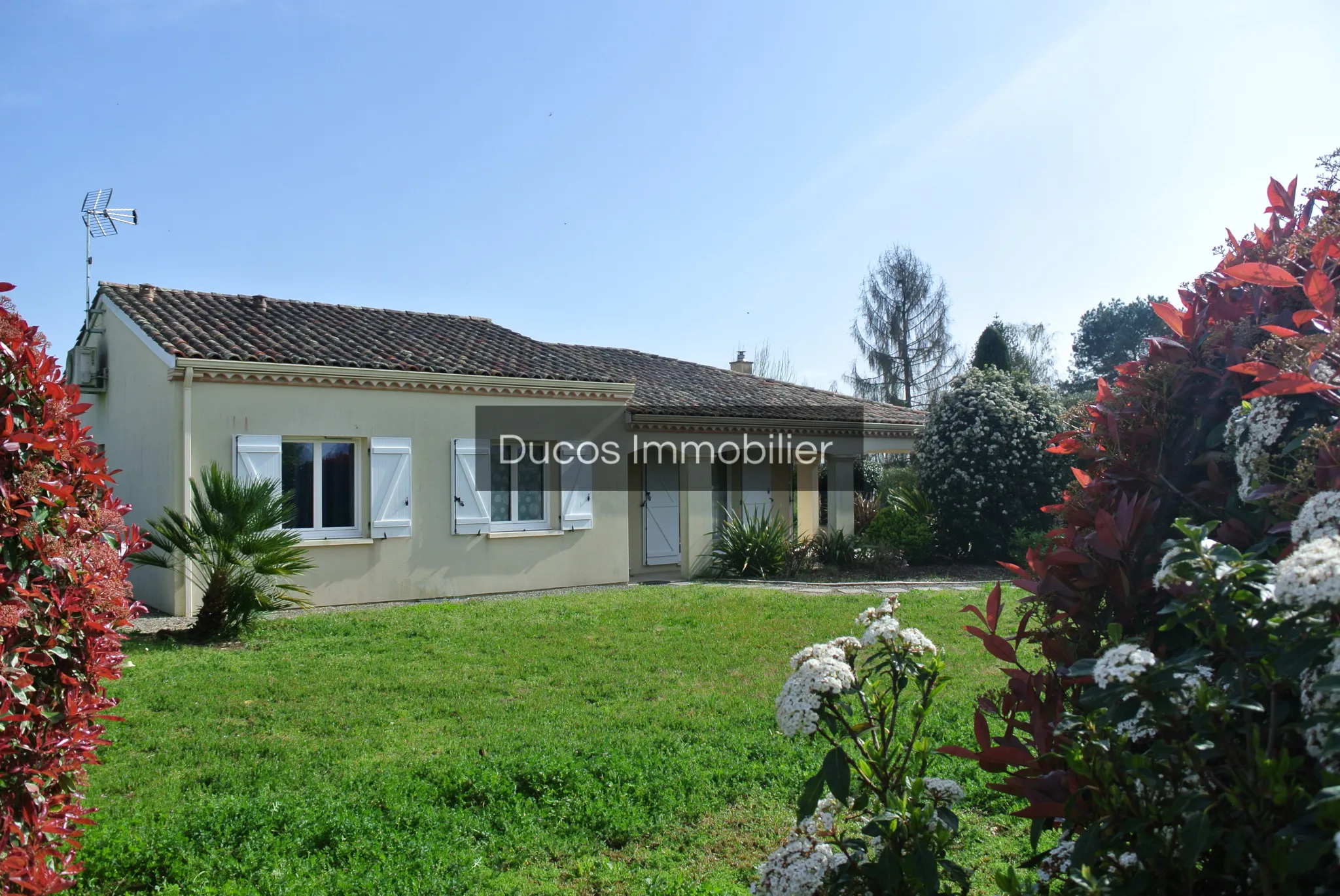 Maison de plain-pied avec jardin à vendre à Marmande 