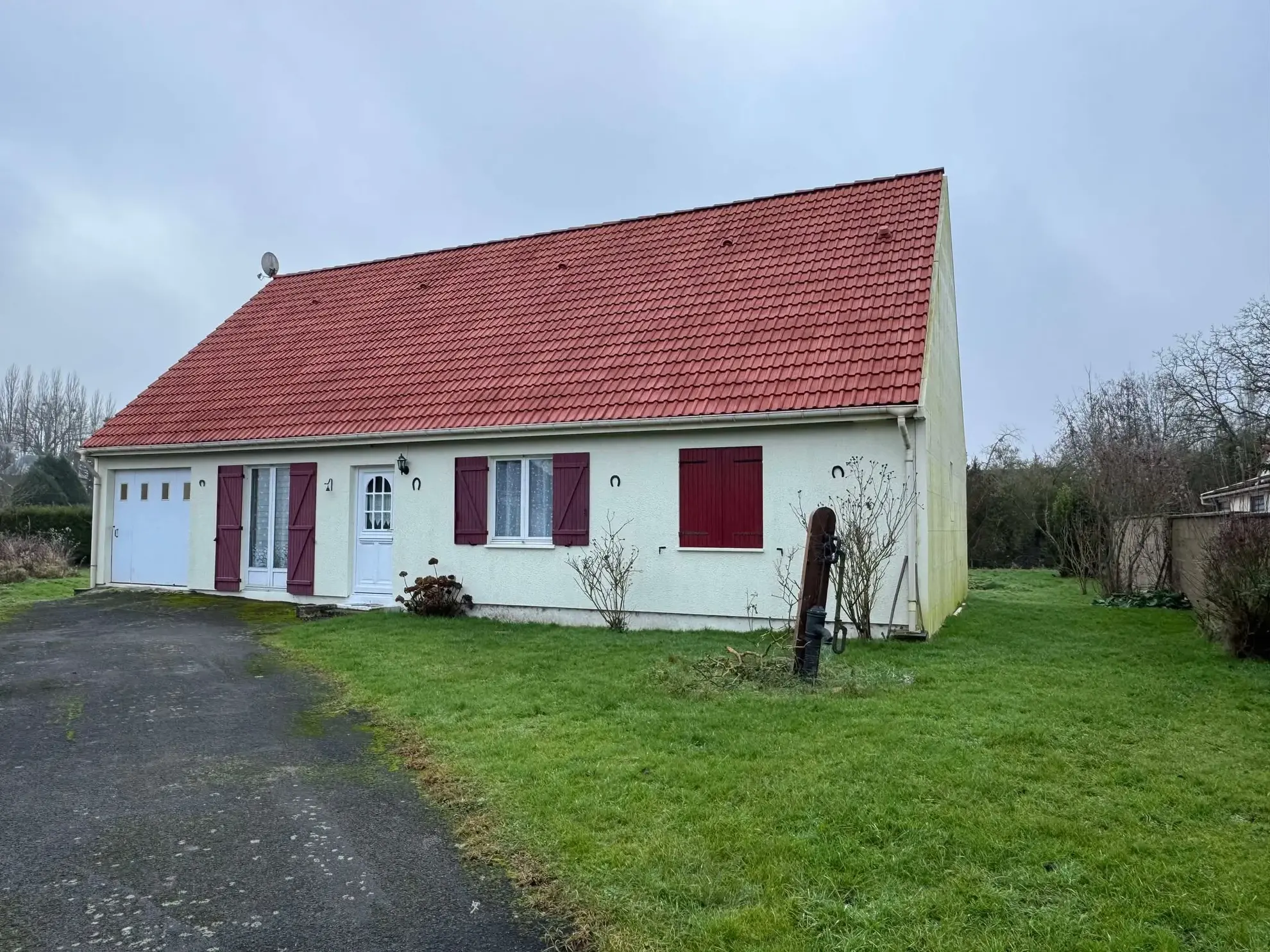 Pavillon individuel de plain-pied avec garage à Domart en Ponthieu 