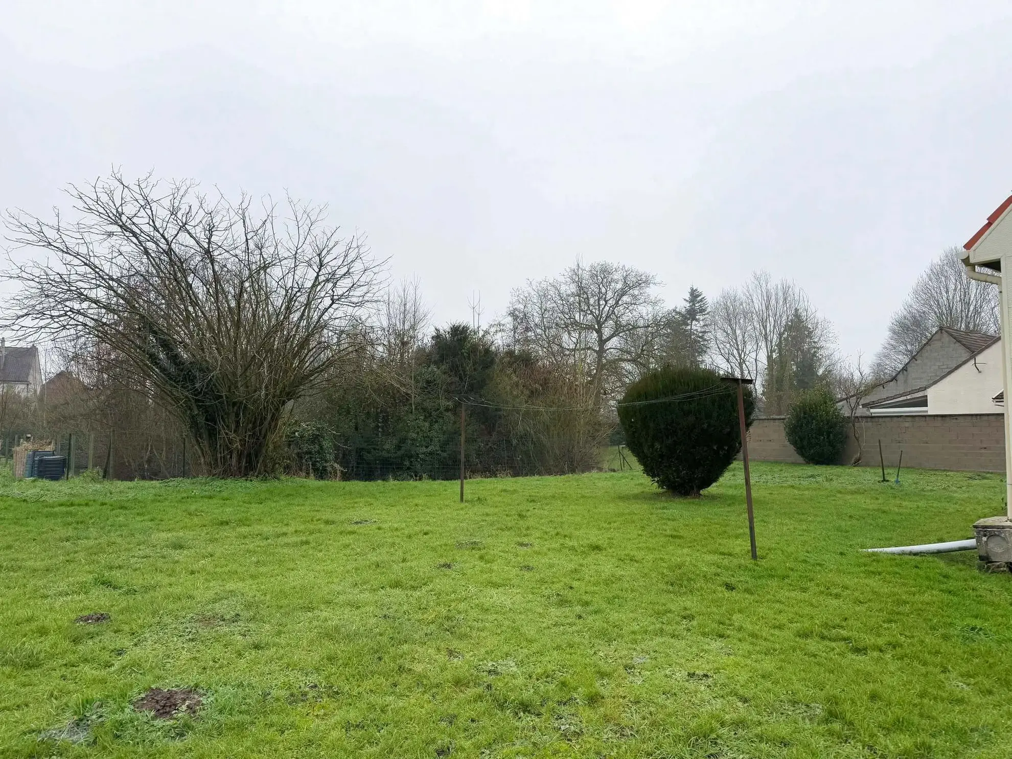 Pavillon individuel de plain-pied avec garage à Domart en Ponthieu 