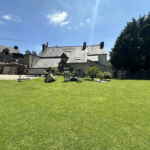 Maison de village rénovée avec jardin près de Baud