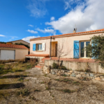 Villa plain-pied avec garage et terrain constructible à Bize-Minervois