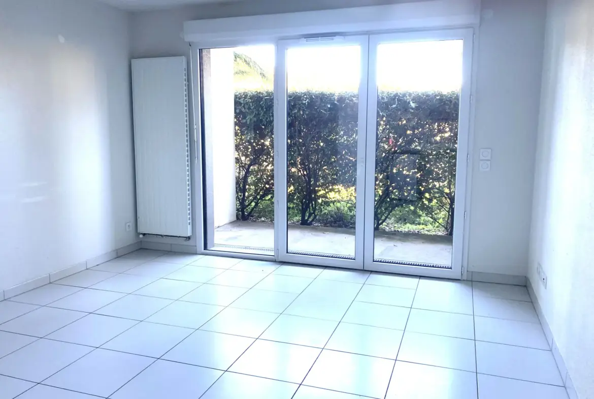 Appartement T2 de 37,81 m² avec terrasse à Parempuyre 