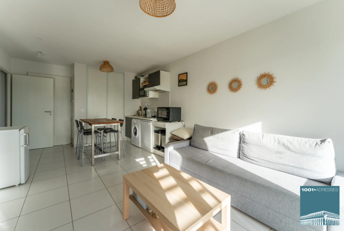 Vente Appartement lumineux T2 de 38,34 m² à Bruges avec balcon et parking 