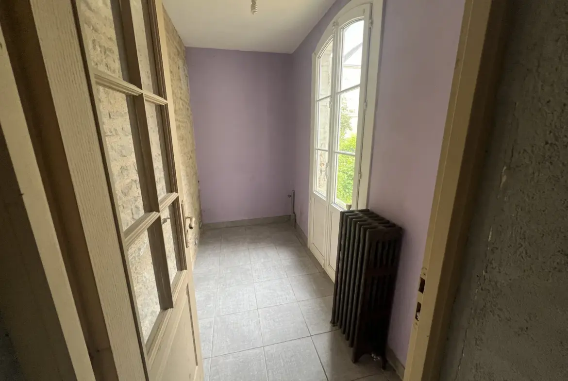 Maison de 224 m² avec 6 chambres à Alençon 