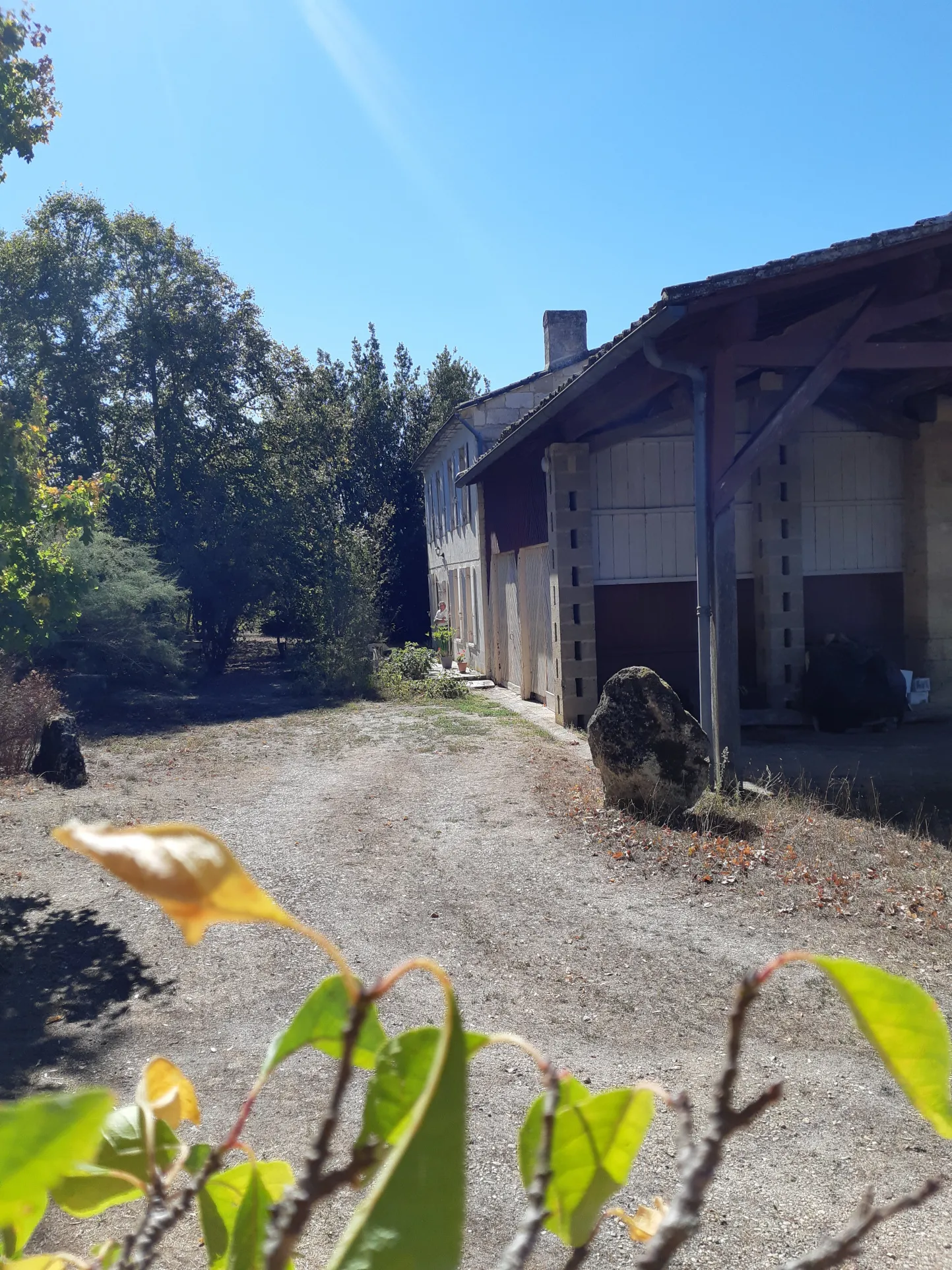 Maison ancienne à rénover sur Lalande de Pomerol 