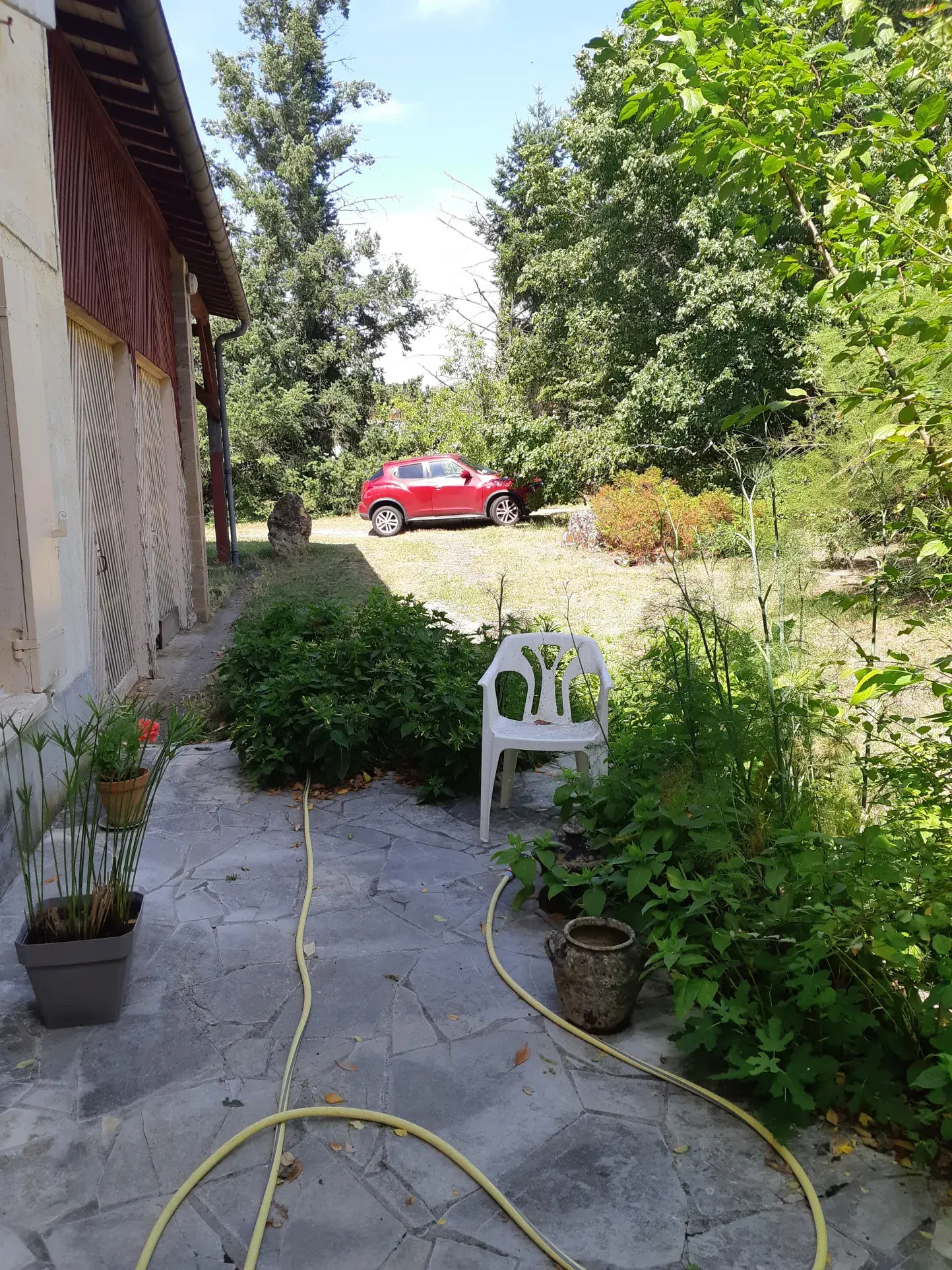 Maison ancienne à rénover sur Lalande de Pomerol 