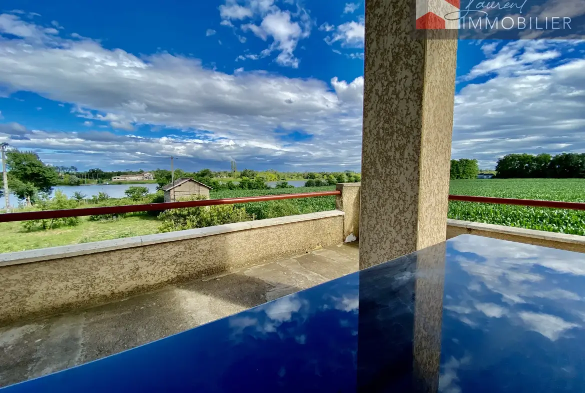 Maison à vendre à Saint-Martin-Belle-Roche avec vue sur la Saône 