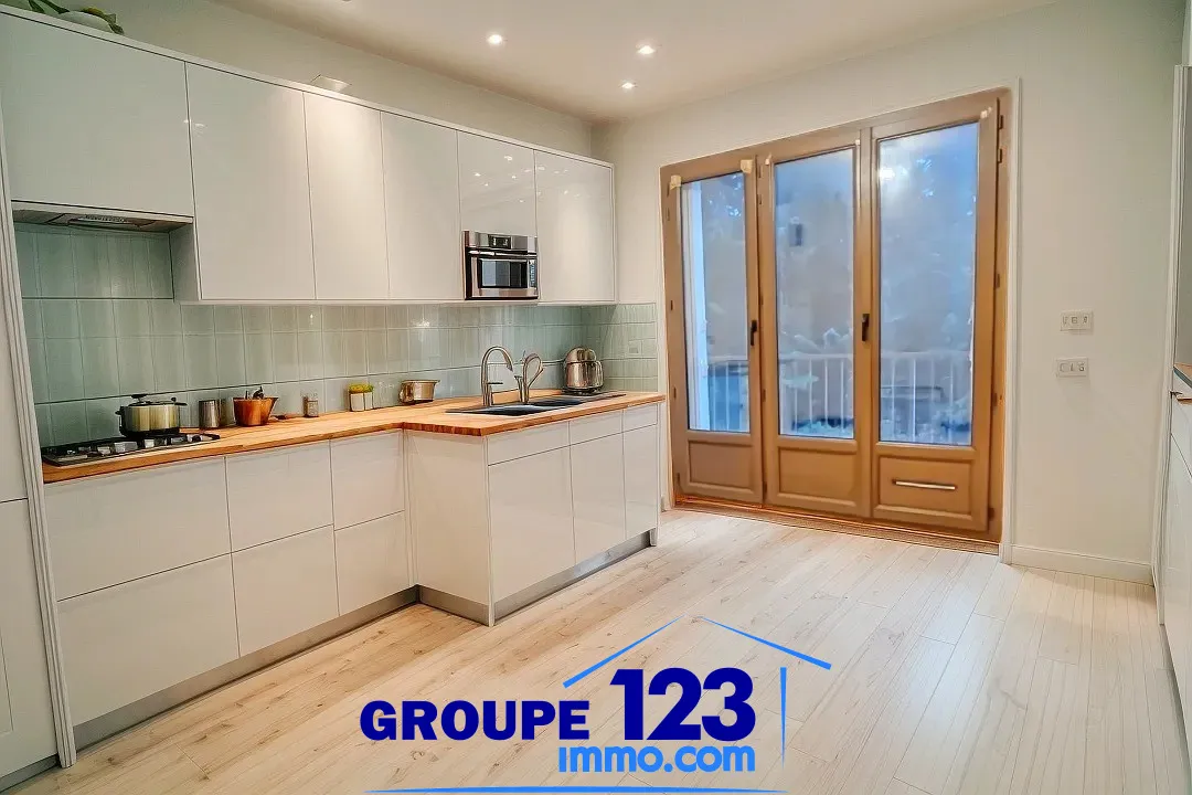 Appartement 2 pièces en rénovation à Auxerre - 51,72 m² 