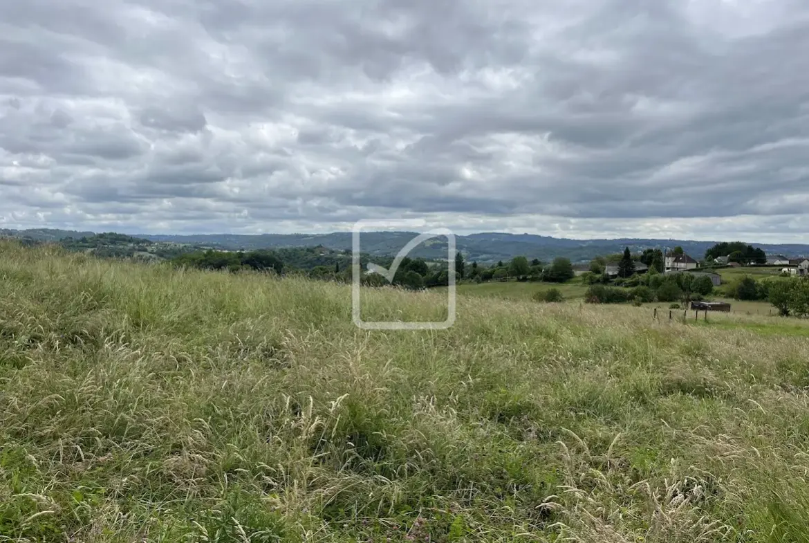 Beau terrain à bâtir à Malemort-sur-Corrèze 