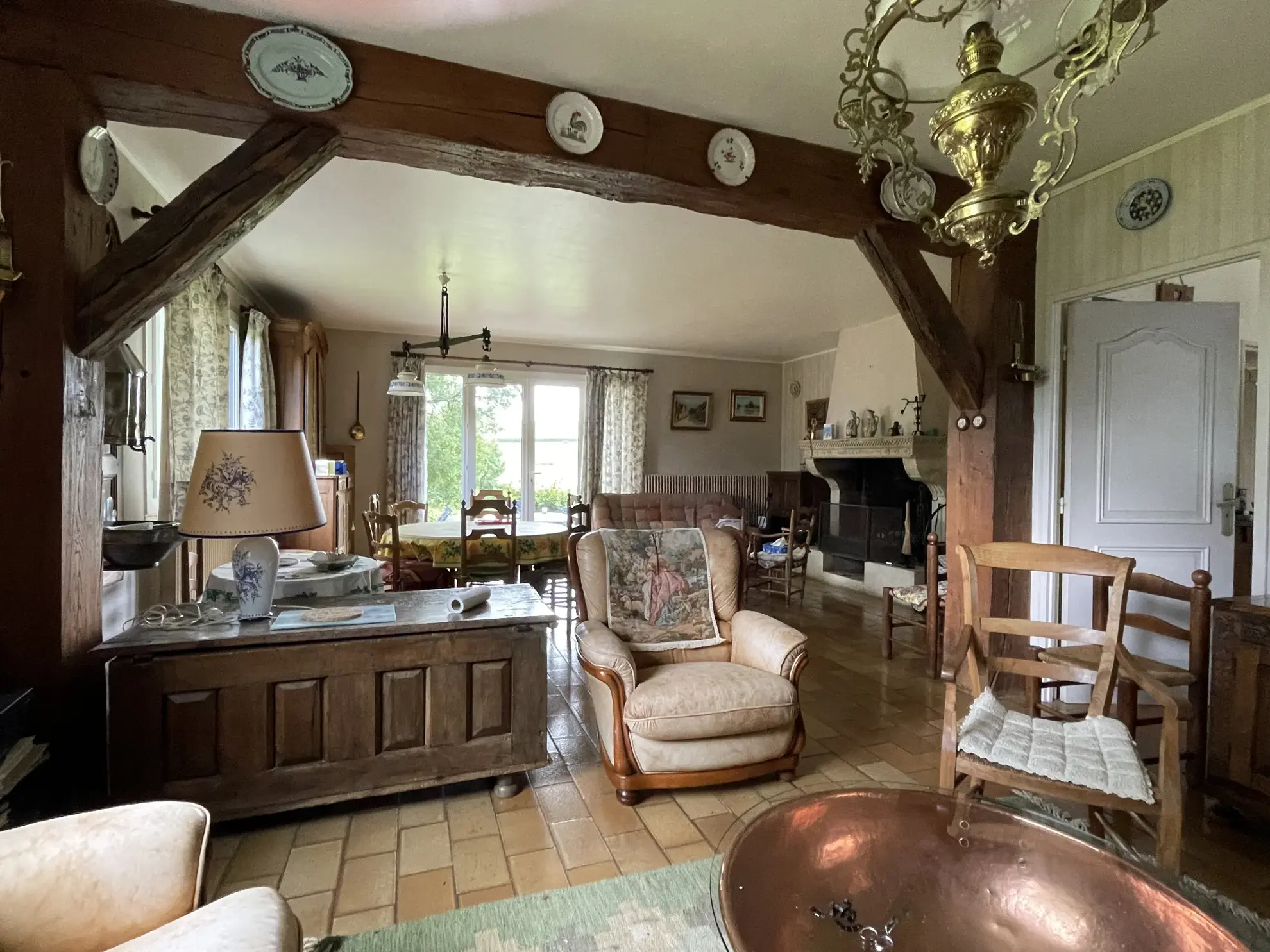 Maison de plain-pied à Prémery sur 15 269 m² 