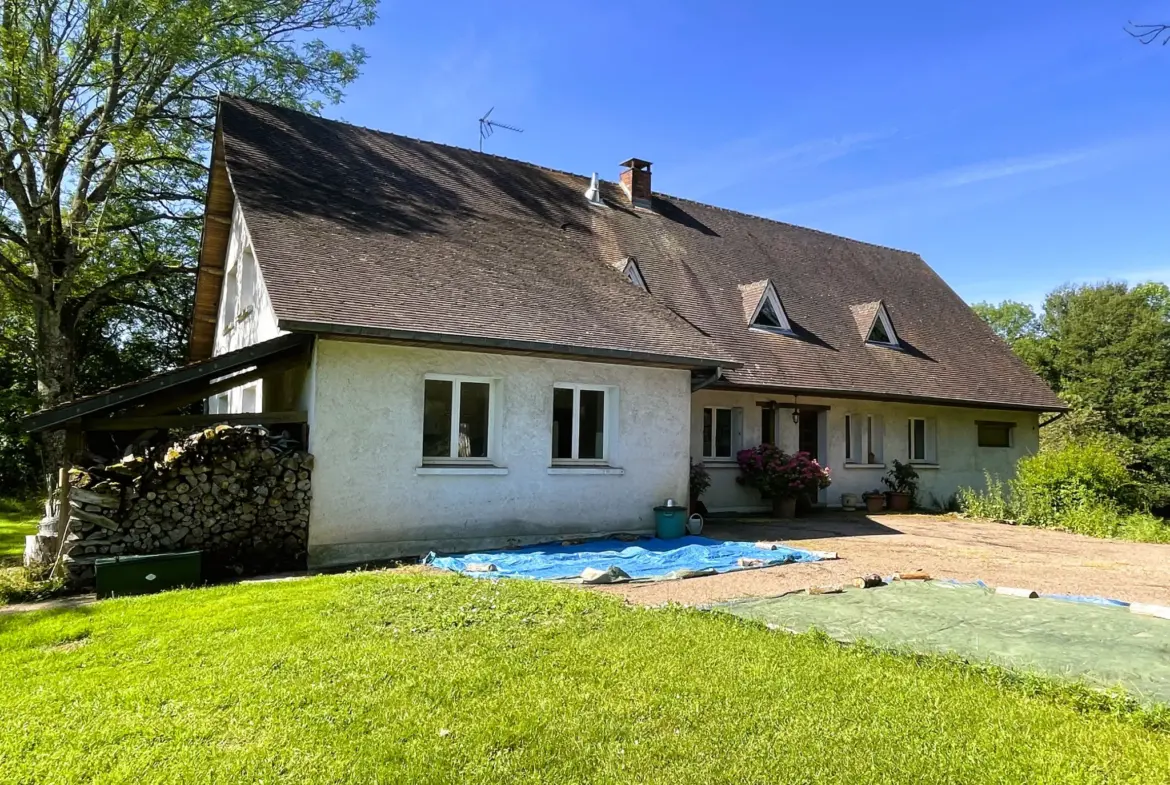 Maison de plain-pied à Prémery sur 15 269 m² 