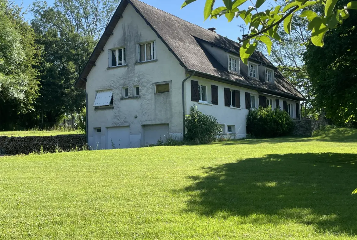 Maison de plain-pied à Prémery sur 15 269 m² 